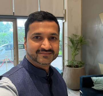 Mr. Naveen Singh